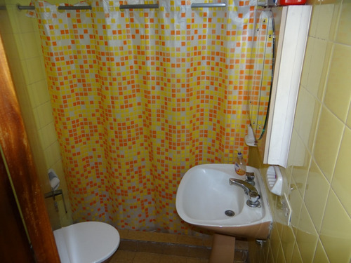 Imagen 5 de 14 de Venta Excelente Dos Ambientes Con Patio Y Parrilla