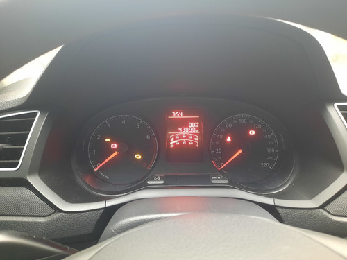 Imagem 4 de 10 de Volkswagem Novo/gol G7 Trendline Mcv 2017