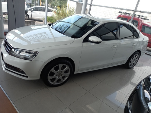 Volkswagen Vento 2017 1.4 Comfortline 150cv
