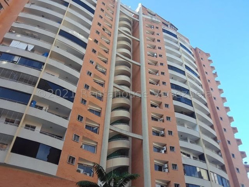 Imagen 1 de 8 de Rentahouse Concepto 0414-412.8424 / 22-4633