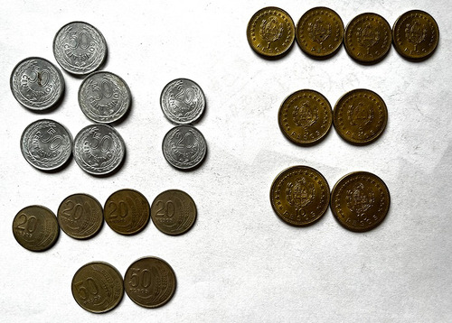Lote 23 Monedas Uruguay -1,5,10,20,50$ Y 20,50 Cvos. 1965-70