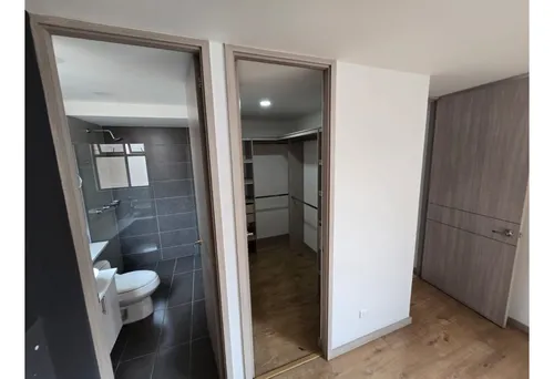 Vendo Apartamento Loma De San José Parte Baja