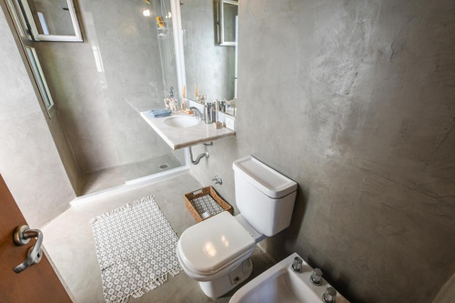 Casa De 4 Dormitorios En Venta- Con Pileta - Aldea