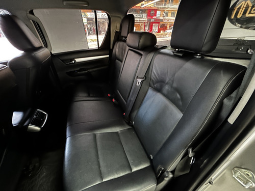 Toyota Hilux 2.7 SRV 4X2 CD 16V FLEX 4P AUTOMÁTICO