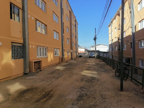 Condominio Los Aromos, A Una Cuadra De Marga Marga