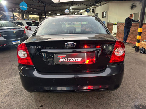 Ford Focus Sedan GL 1.6 16V (Flex)