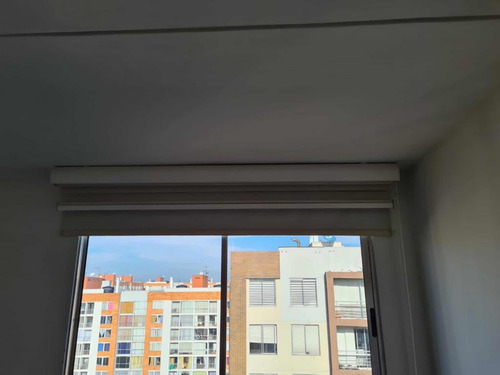 Apartamento Esquinero Piso 13. Arboleda Del Parque