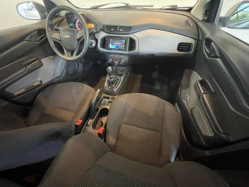 Chevrolet Onix ONIX HATCH Joy 1.0 8V Flex 5p Mec.