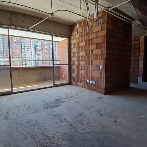 Apartamento En Venta En Distrito Plaza Bello. Cod V13413