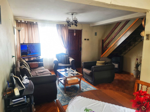 Casa De 2 Pisos En Gómez Carreño (84122)