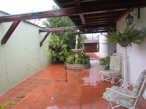 Imagen 9 de 30 de Se Vende Casa 800m2 4h/6b/4p Lomas Del Mirador 9214