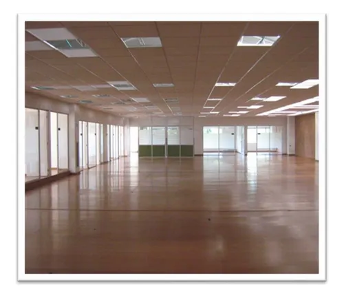Oficina 1.331 M² En Arriendo, La Floresta