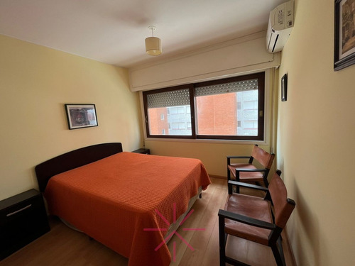 Imagen 4 de 13 de Venta Apartamento 2 Dormitorios Edificio Islamar. Playa Brava - Punta Del Este