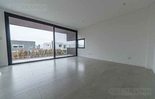 Imagen 21 de 25 de Casa En Venta En Los Castaños - Nordelta