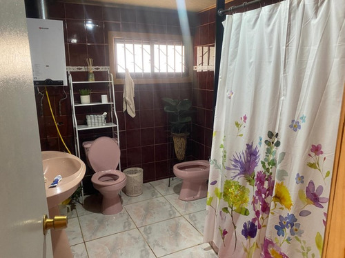 Amplia Casa Amoblada En Algarrobo: 6 Hab, 2 Baños