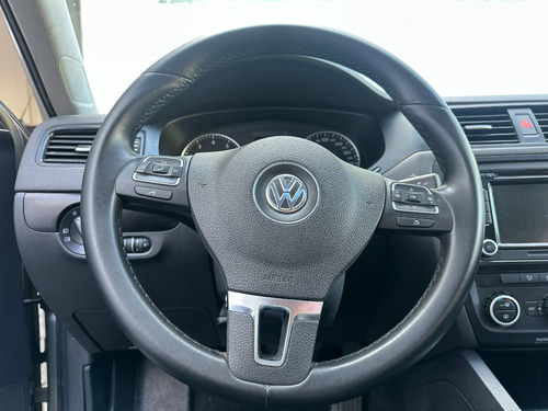 Volkswagen Vento 2.5 Luxury 170cv Tiptronic