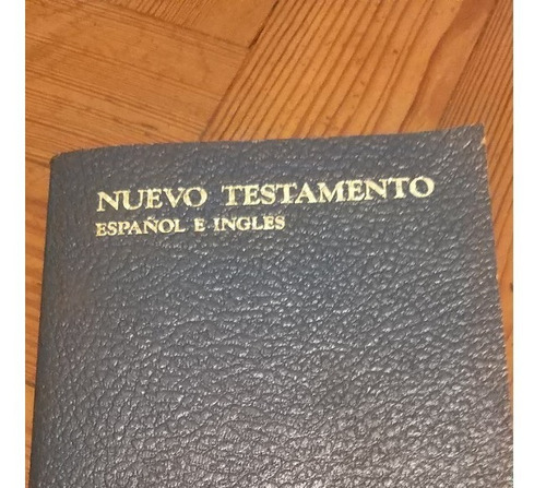 Nuevos Testamento Español E Inglés M-16