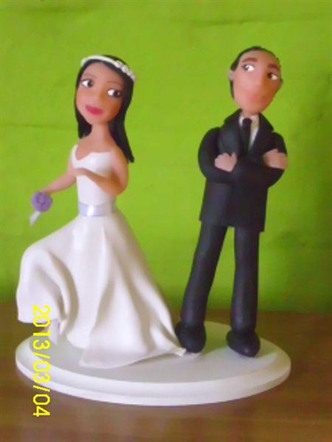 Novios Para Torta De Bodas. Novia Fugitiva Estilo Caricatura