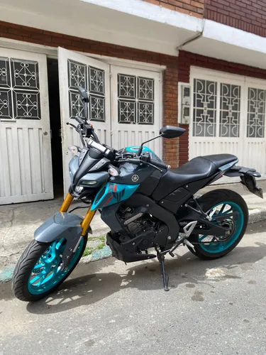Moto Muy Nueva Con Único Dueño, Modelo 2025.