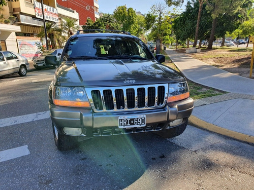 Jeep Grand Cherokee Laredo 2000 4.0 Classic At Gnc 4x2