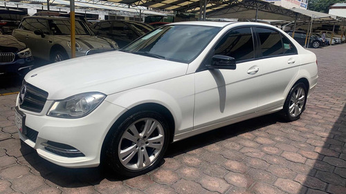 Imagen 1 de 11 de Mercedes-benz Clase C 1.8 200 Cgi Sport At 2013