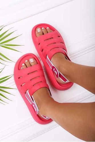 Sandalias Ojotas Gomones Chanclas Fucsia De Goma Aptas Agua