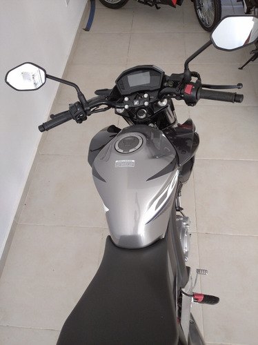 Imagen 3 de 8 de Honda Cb 250 Twister 2020