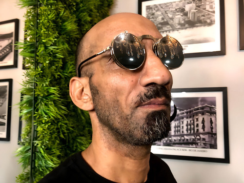 Óculos Exclusivo Lentes Espelhadas Prateadas Round Style Pov Armação Prateado Haste Prateado Lente Prateado Espelhado Desenho Rodado