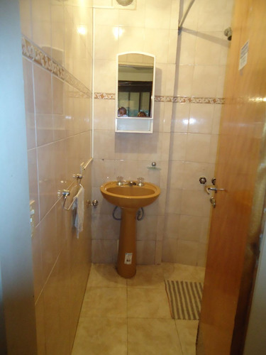 Venta Monoambiente P.b Abasto Gas Natural