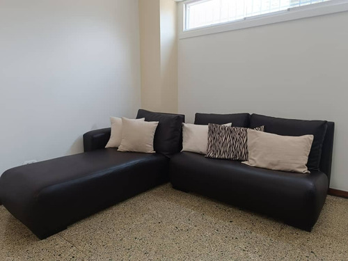 Alquiler Apartamento Remodelado De 41 M2, Ubicado En Sabana Grande