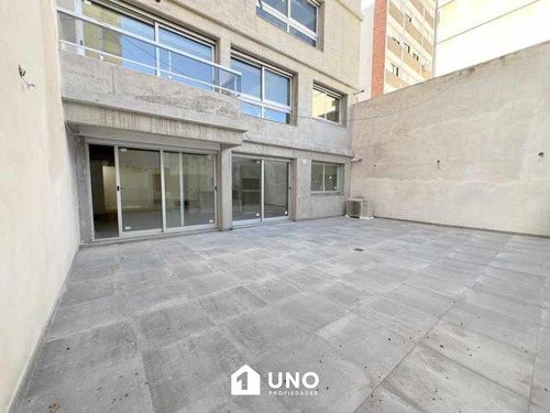 Salta Y Bv. Oroño - Piso Exclusivo De 3 Dormitorios. Posibilidad Cochera.