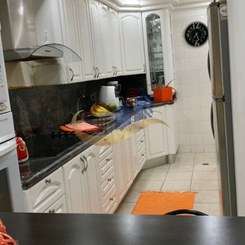 Imagen 4 de 7 de Apartamento En Venta En Macuto De 2 Hab. 2 Baños Ref 810
