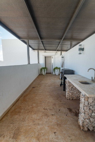 Venta De Apartamento En Ciudad Las Canas, Cap Cana.
