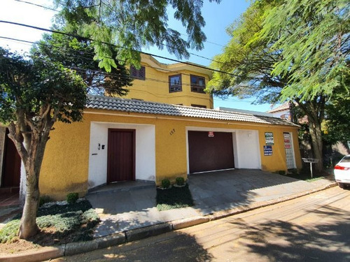 Casa À Venda Na Rua Aurélio Arrobas Martins, Interlagos, São Paulo - Sp - Liv-5904