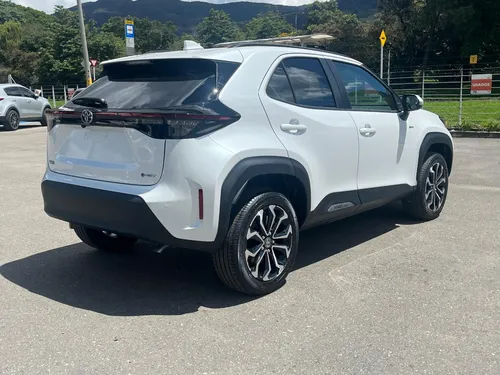Toyota Yaris Cross 1.5 Hev Xs