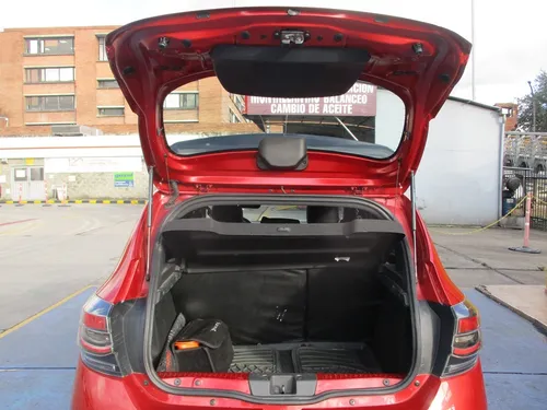 Renault Sandero Zen 1600cc Mt Aa