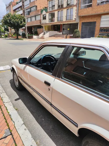 BMW Serie 3 2.3 323i E30 Coupe