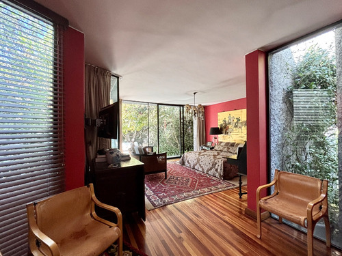 Exclusiva Casa Bdo Larrain, Un Piso, Mediterranea 6d