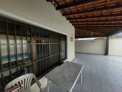 Imagem 6 de 25 de Casa 4 Dormitórios - Piscina - 100 Mts Praia - Imperador - Aml10