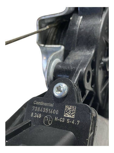 Máquina De Vidro Tracker 2017 A 2019 Dianteira Direita