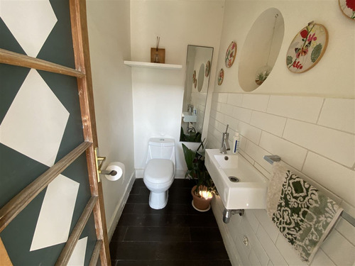 Casa En Venta De 3d, Gran Jardín Y Piscina En Providencia