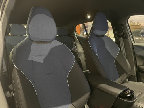Volvo EX30 51 KW ELÉTRICO CORE