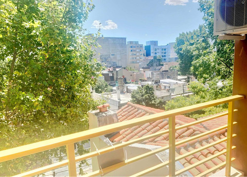 Venta Monoambiente+balcón+cochera/santos Lugares