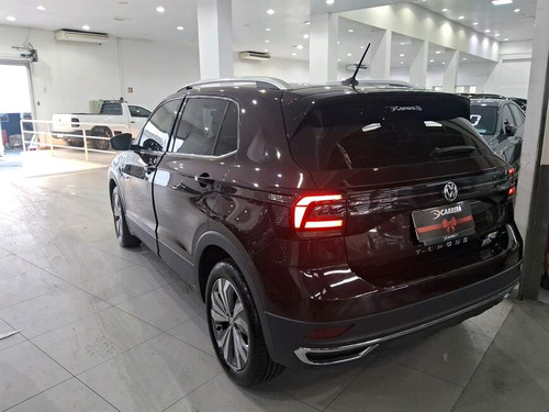 Volkswagen T-Cross 1.4 250 TSI TOTAL FLEX HIGHLINE AUTOMÁTICO