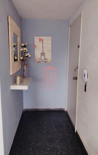 Oportunidad En Venta - Apartamento De Dos Dormitorios Playa Mansa- Ref: 2084