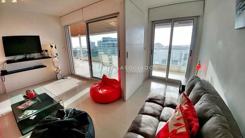 Apartamento En Venta En Icon Brava Tower, Punta Del Este.