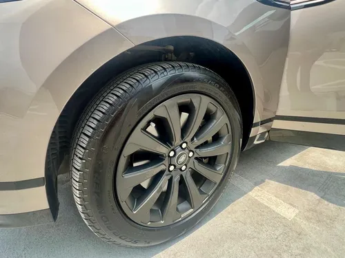 Land Rover Range Rover Velar 2023