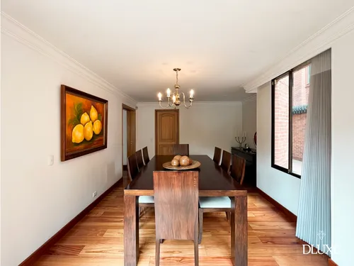 Vendo, Apartamento En La Carolina, 4 Habitaciones Para Inversión