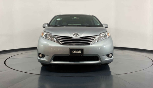 Imagen 3 de 15 de 47597 - Toyota Sienna 2017 Con Garantía At
