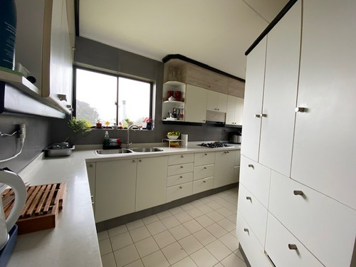 Casa Con Cocina Remodelada En Los Notros De Curiñanco